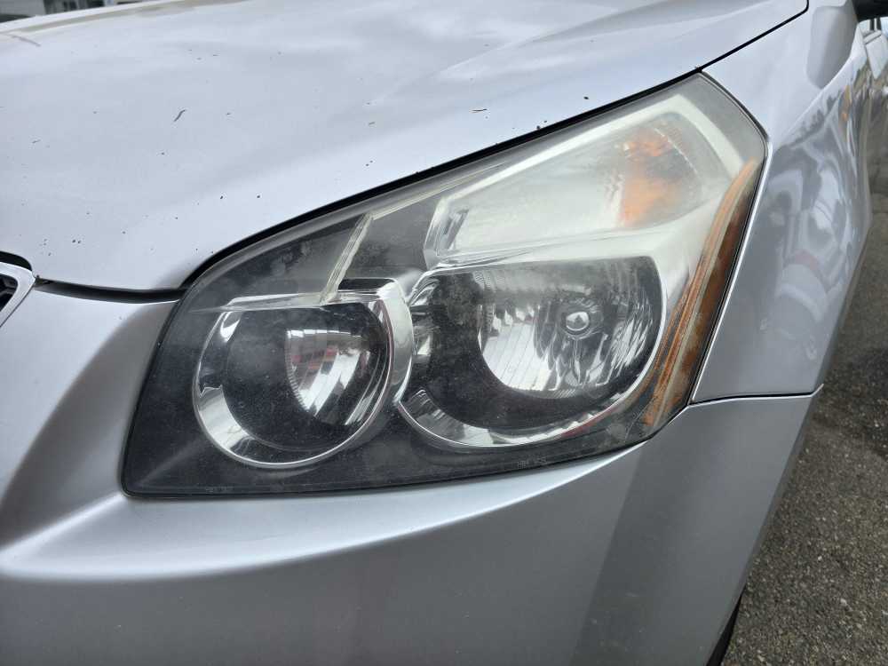 Thumbnail: 2010 Pontiac Vibe - 19