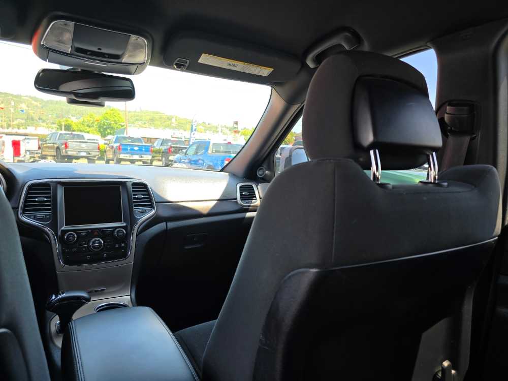 Thumbnail: 2014 Jeep Grand Cherokee - 14