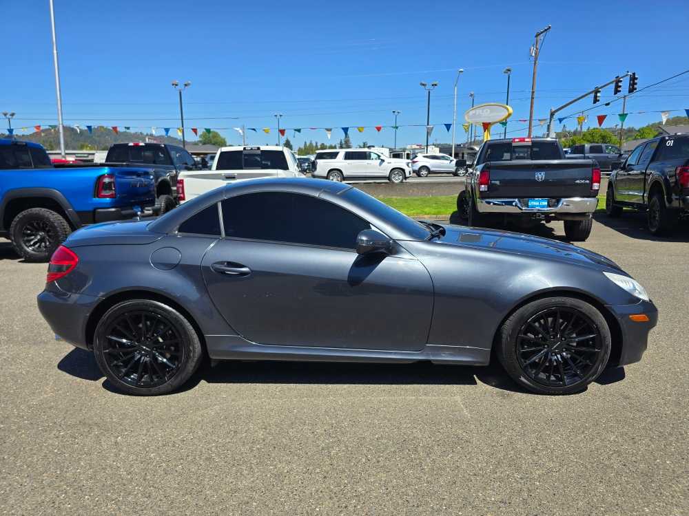 Thumbnail: 2010 Mercedes-Benz SLK - 6
