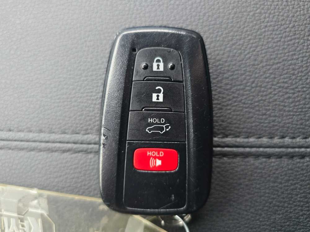 Thumbnail: 2024 Toyota RAV4 - 21