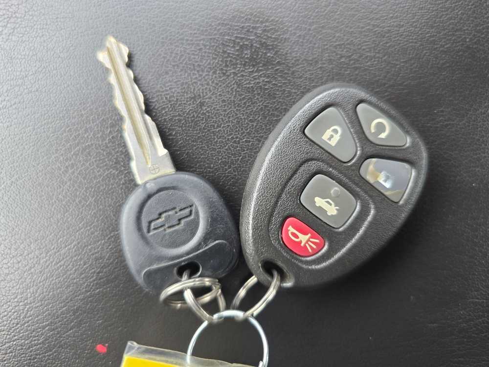 Thumbnail: 2008 Chevrolet Impala - 21
