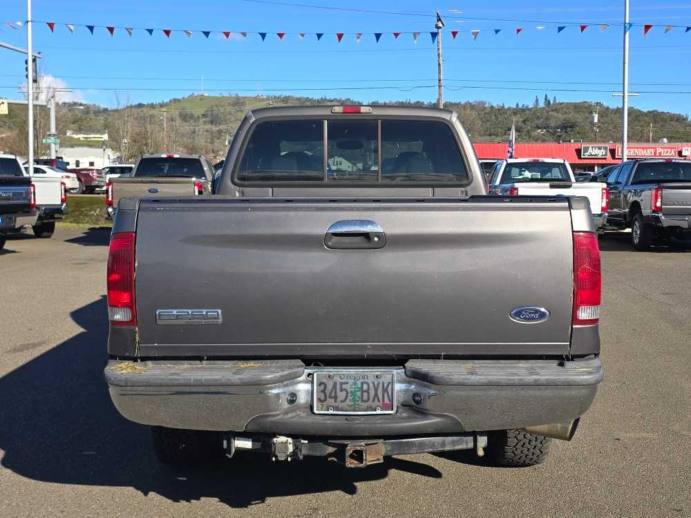 Thumbnail: 2005 Ford F-250 - 4