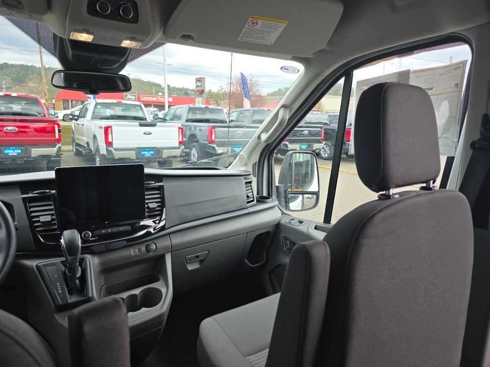 Thumbnail: 2024 Ford Econoline - 15