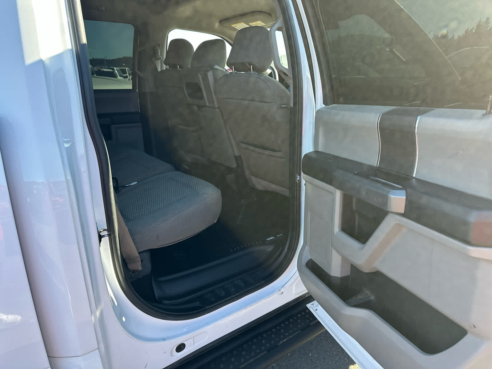 Thumbnail: 2018 Ford F-150 - 10