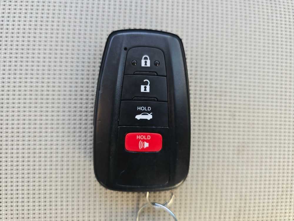 Thumbnail: 2021 Toyota Corolla - 21