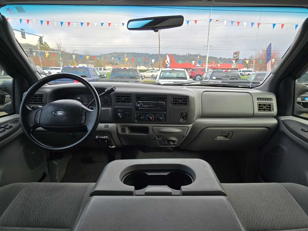 Thumbnail: 2004 Ford F-350 - 15