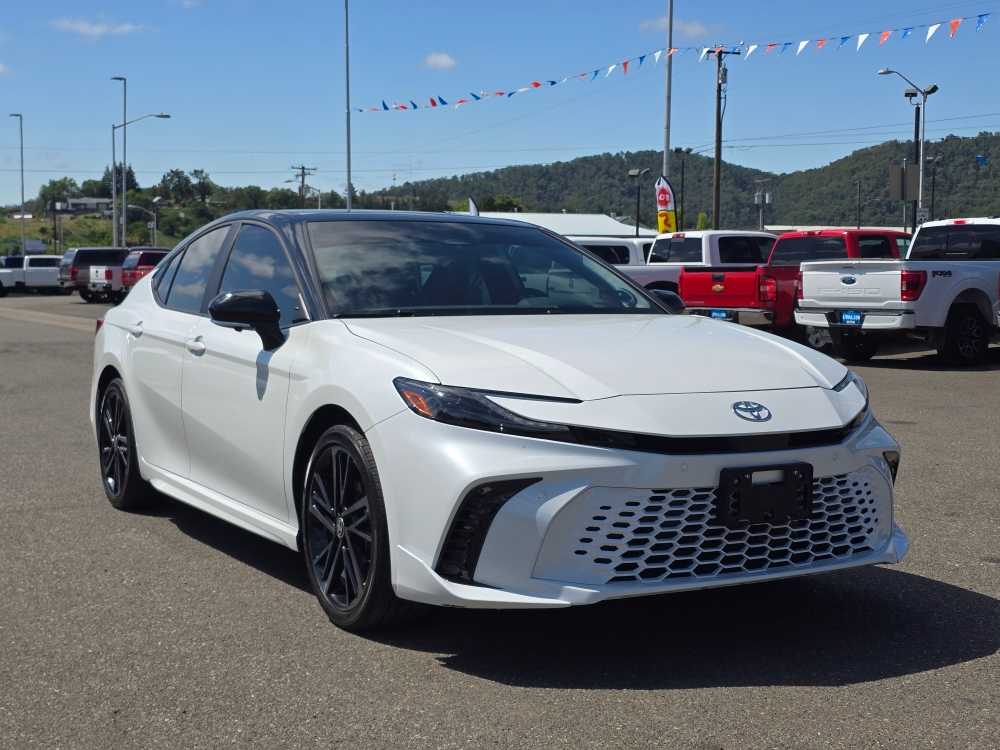 Thumbnail: 2026 Toyota Camry - 7