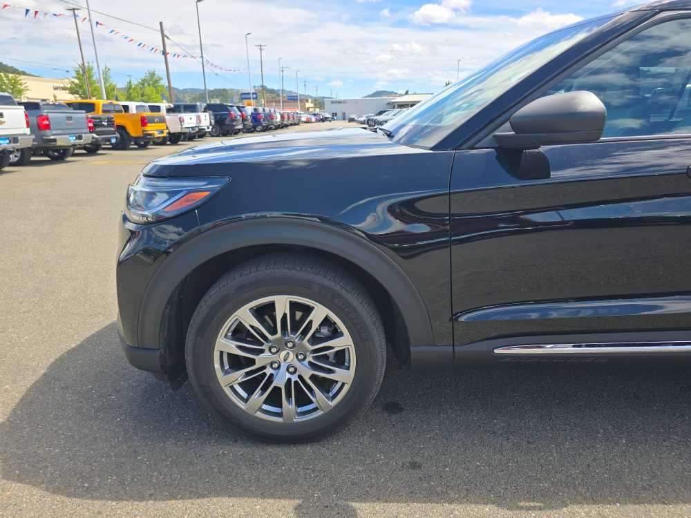 Thumbnail: 2025 Ford Explorer - 13