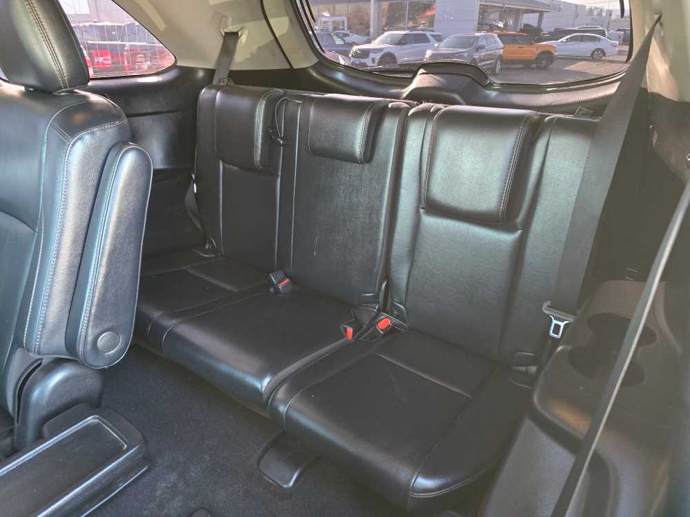 Thumbnail: 2018 Toyota Highlander - 16