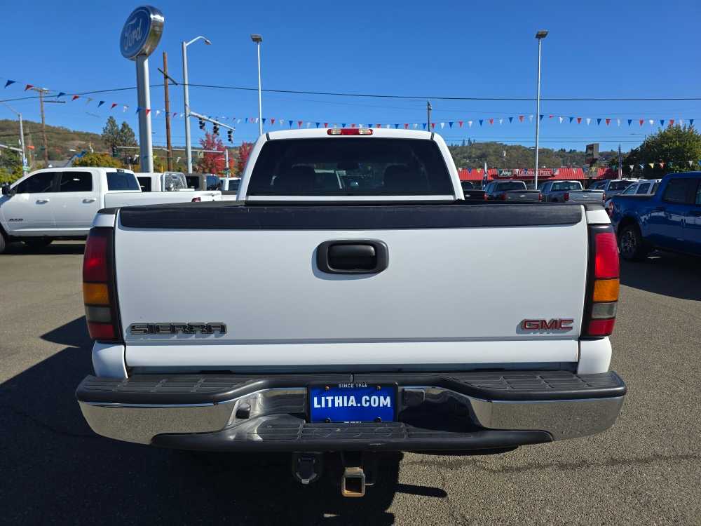 Thumbnail: 2005 GMC Sierra 1500 - 4