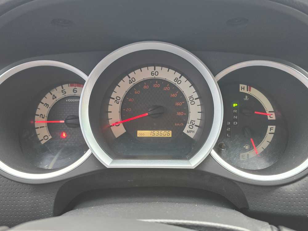 Thumbnail: 2012 Toyota Tacoma - 20