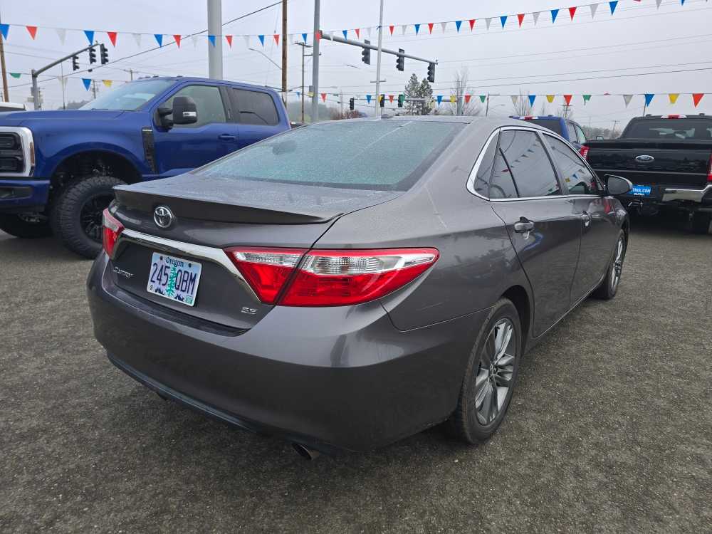 Thumbnail: 2017 Toyota Camry - 5