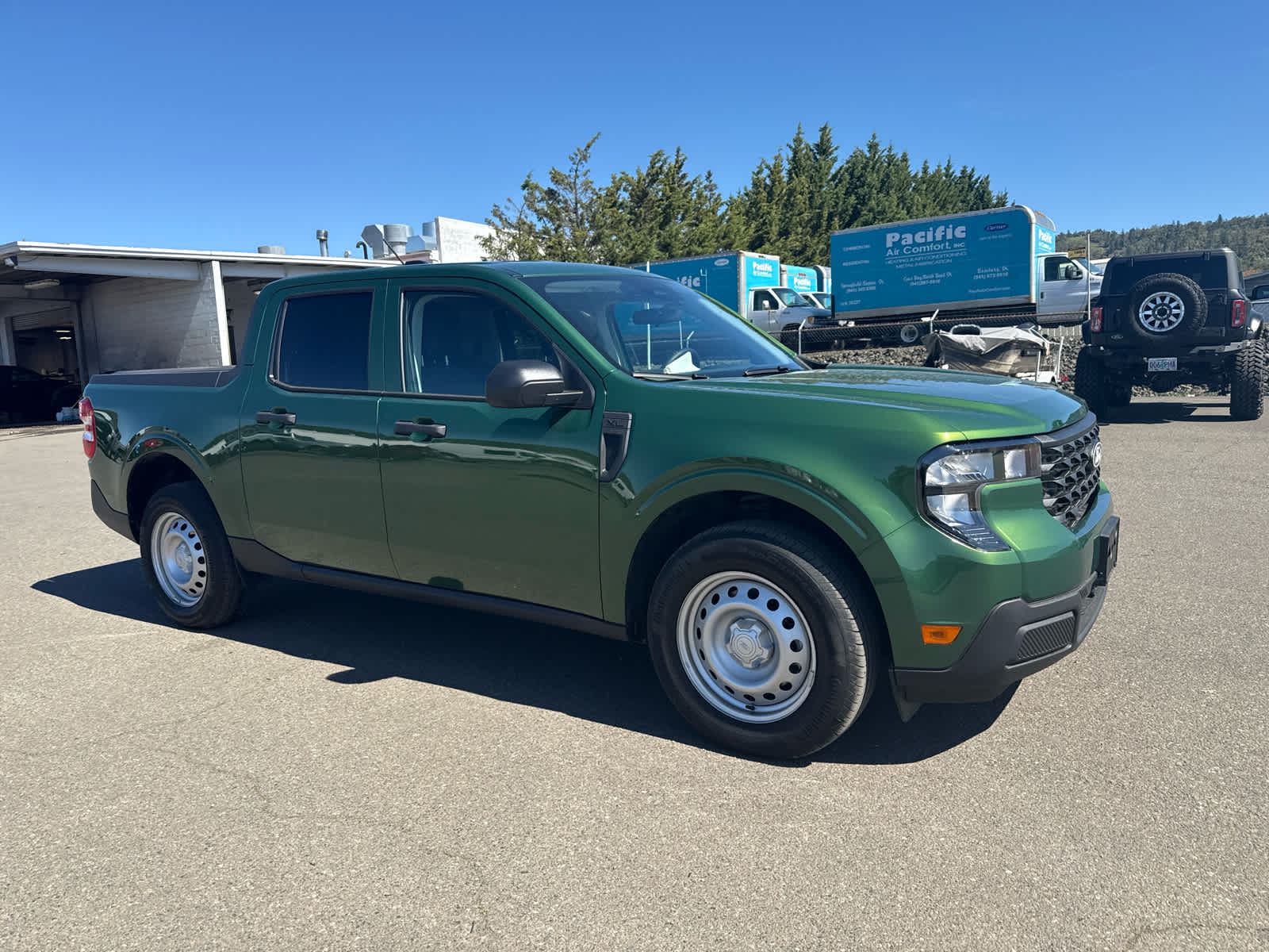 Thumbnail: 2025 Ford Maverick - 7