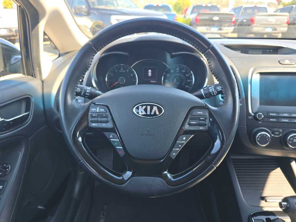Thumbnail: 2018 Kia Forte - 11