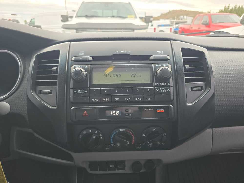 Thumbnail: 2012 Toyota Tacoma - 12