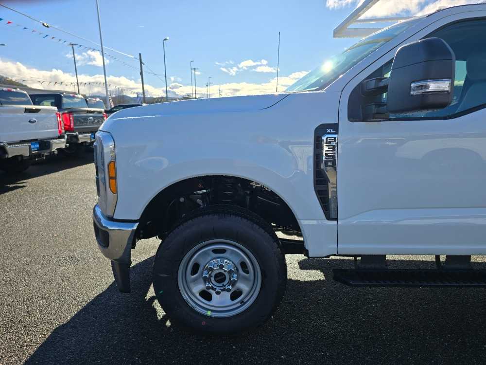 Thumbnail: 2026 Ford F-350 - 19