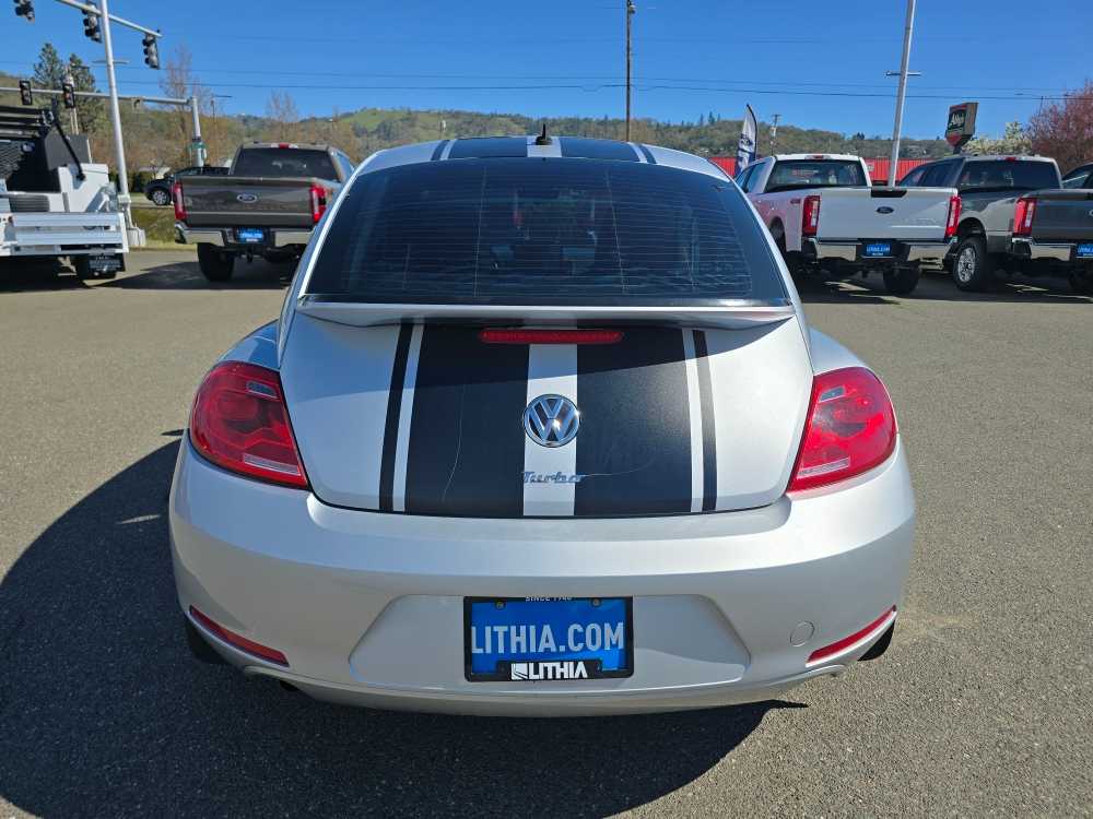 Thumbnail: 2013 Volkswagen Beetle - 4