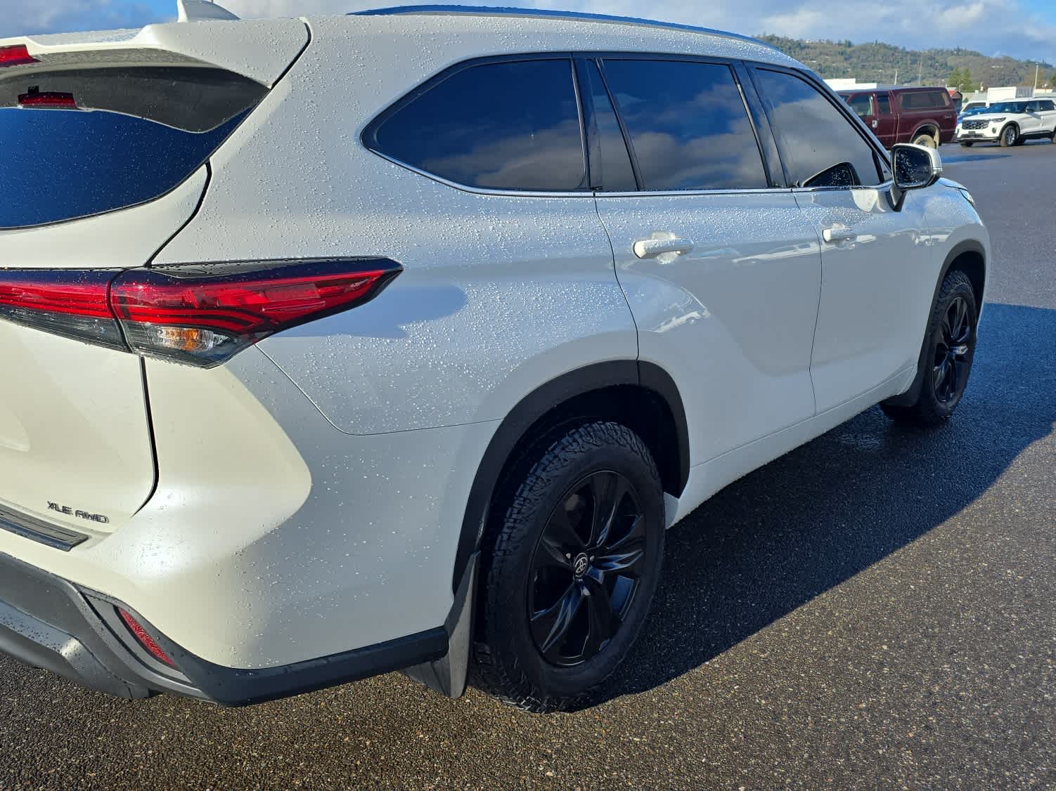 Thumbnail: 2021 Toyota Highlander - 4