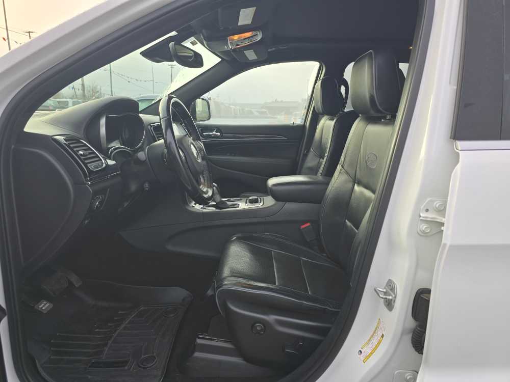 Thumbnail: 2019 Jeep Grand Cherokee - 9