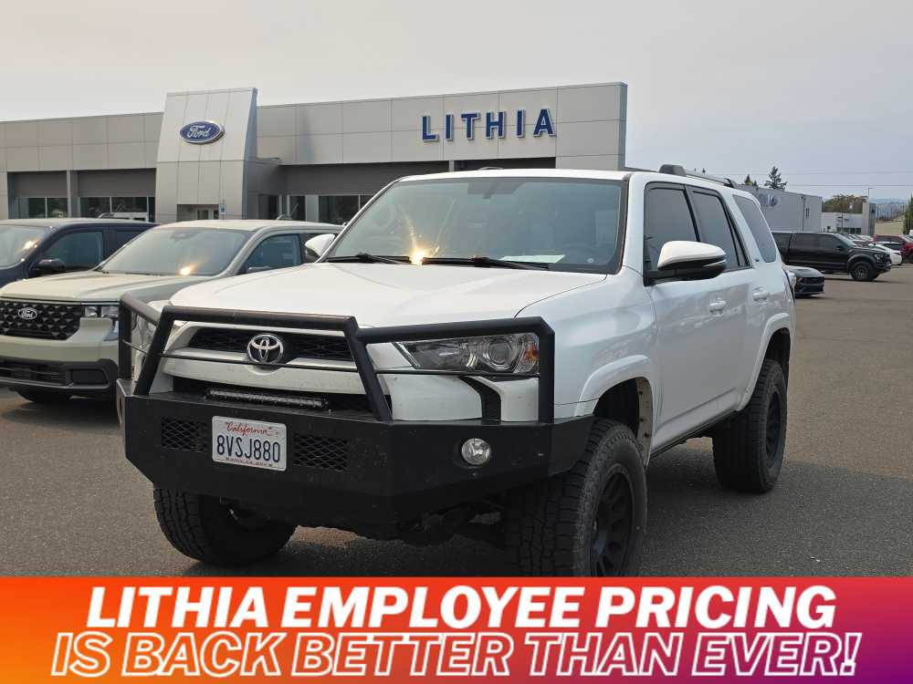 Thumbnail: 2019 Toyota 4Runner - 1