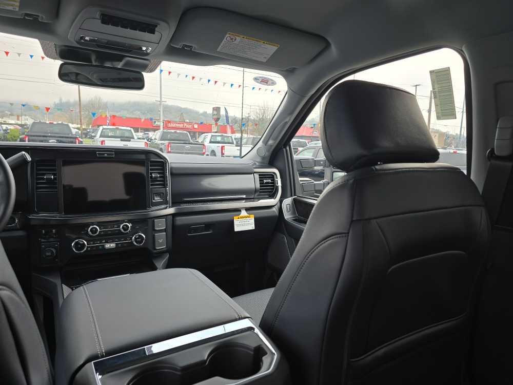 Thumbnail: 2026 Ford F-550 - 17