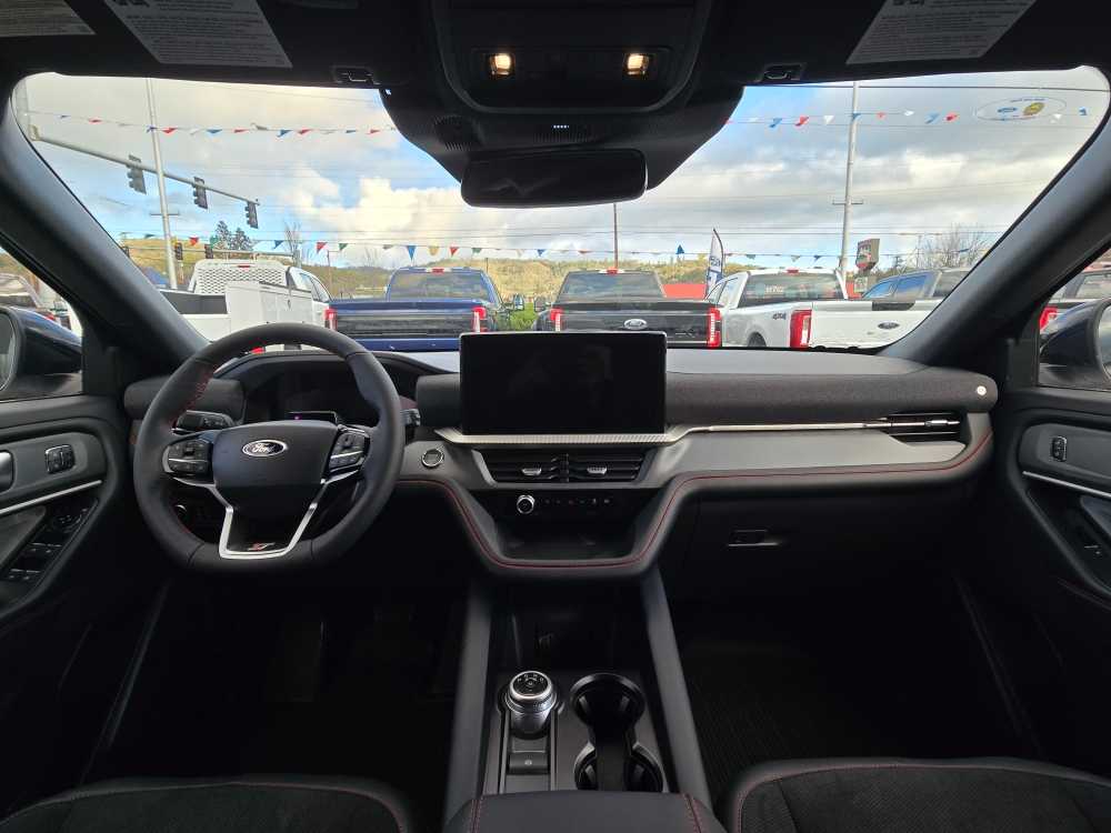 Thumbnail: 2026 Ford Explorer - 15