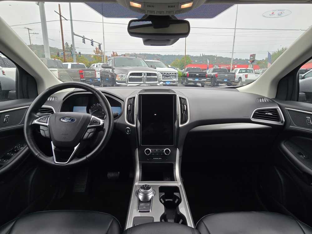 Thumbnail: 2024 Ford Edge - 14