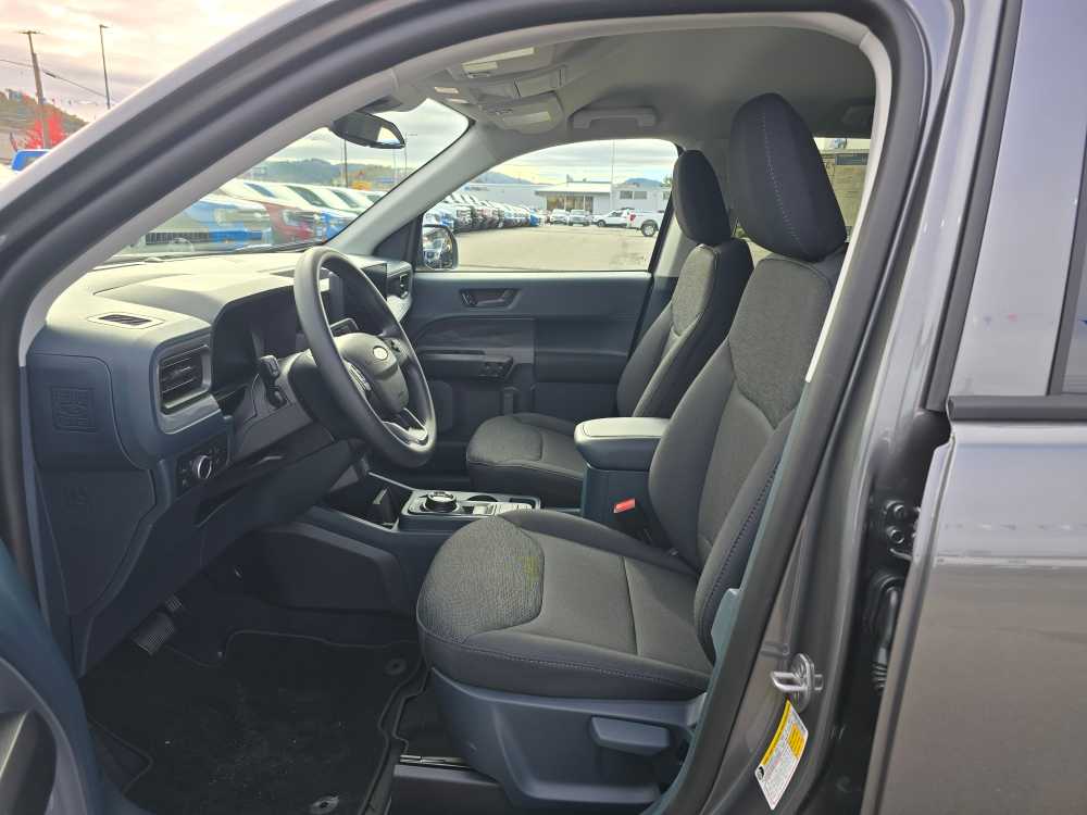 Thumbnail: 2025 Ford Maverick - 9