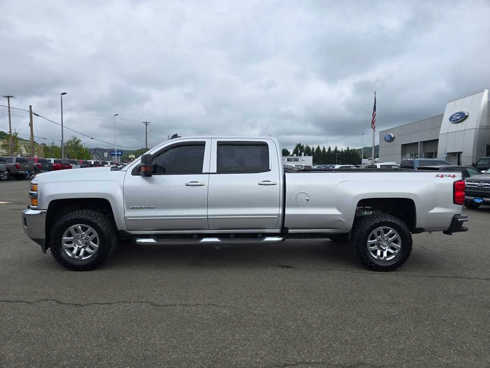 Thumbnail: 2016 Chevrolet Silverado 3500 - 2