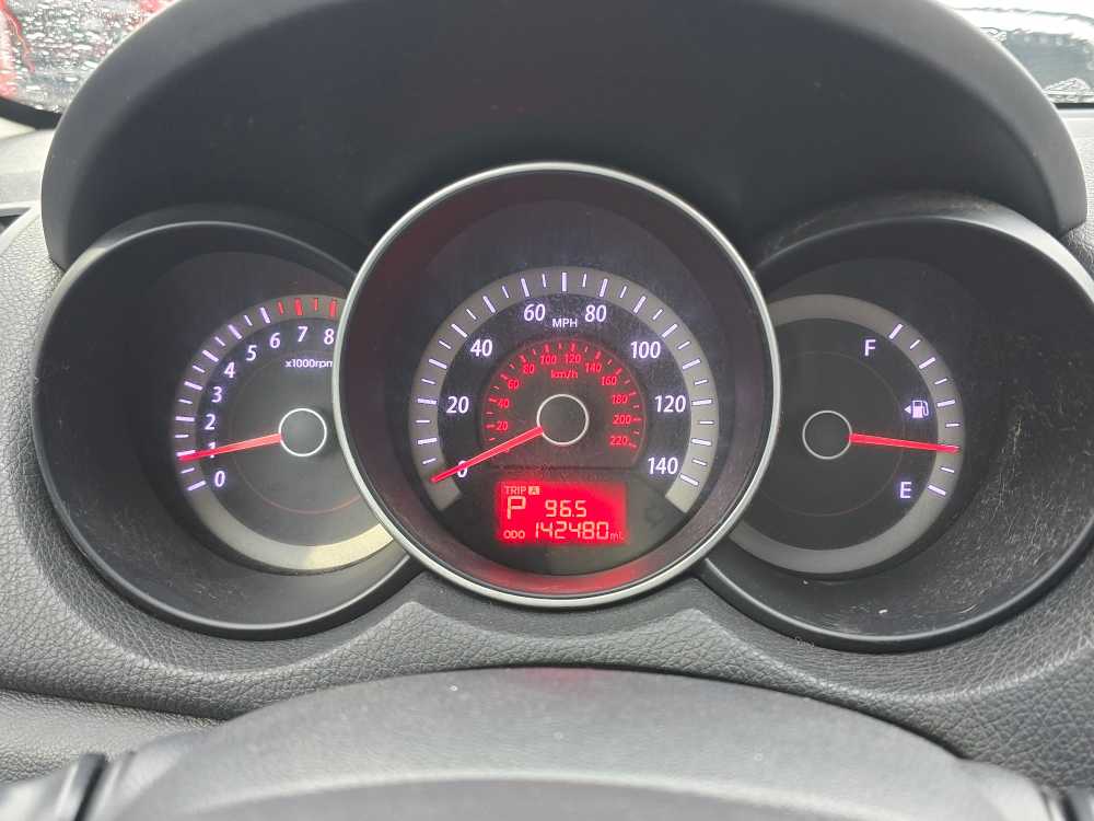 Thumbnail: 2011 Kia Forte - 20