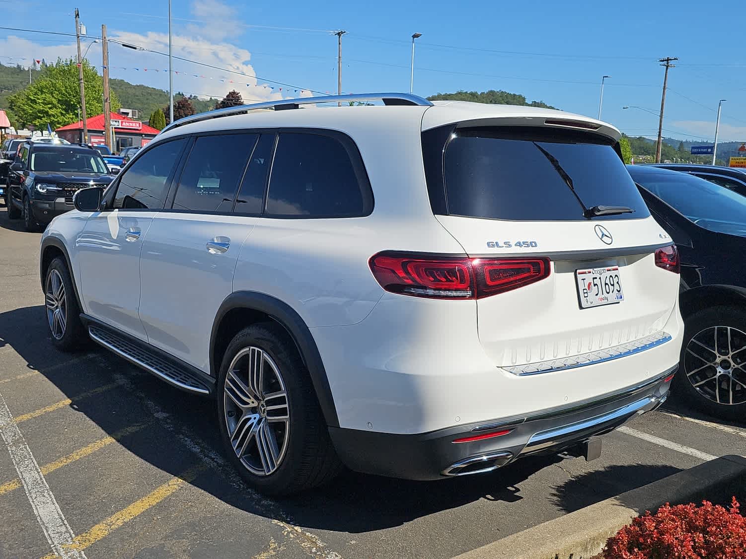 Thumbnail: 2023 Mercedes-Benz GLS - 2