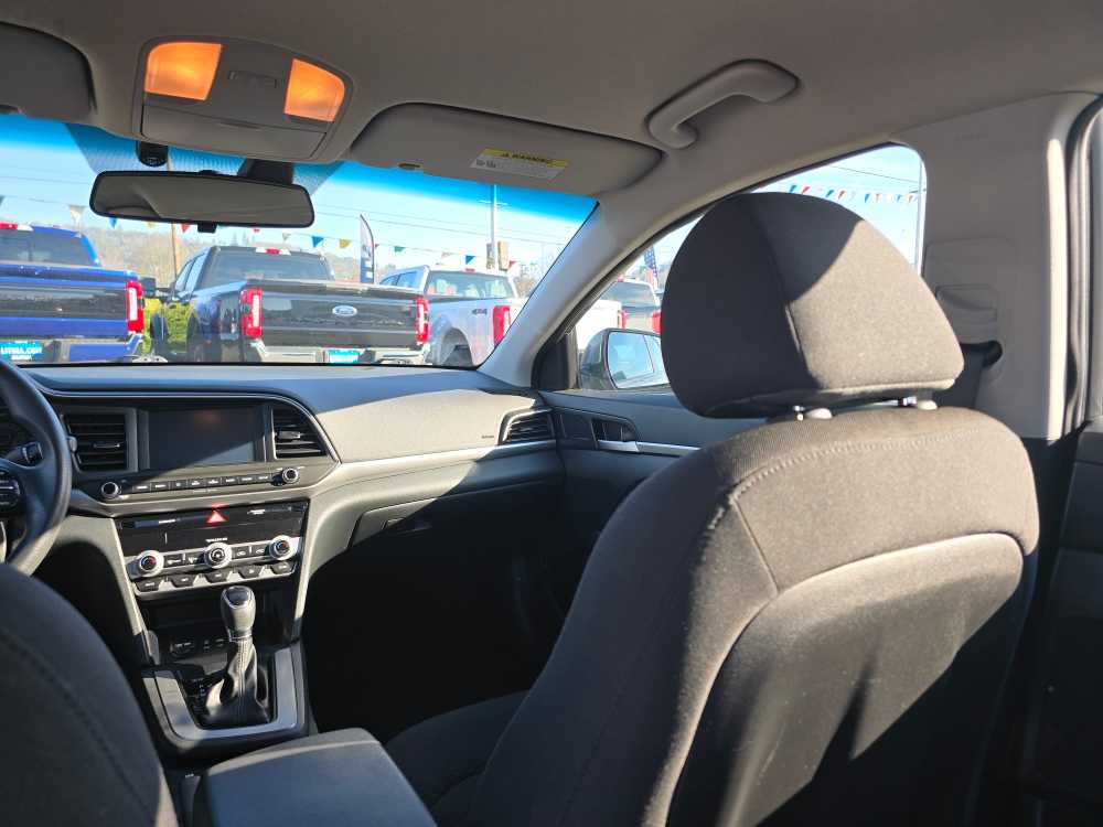 Thumbnail: 2020 Hyundai Elantra - 14
