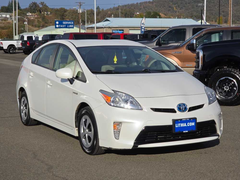 Thumbnail: 2013 Toyota Prius - 7