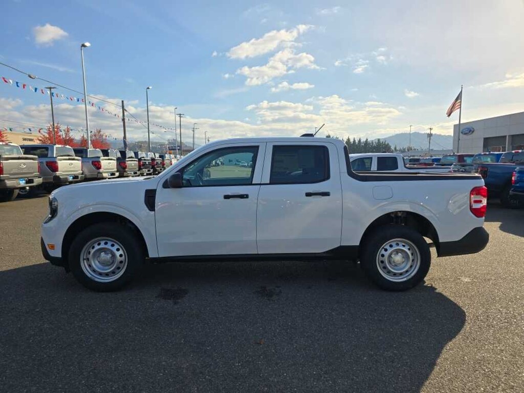 New 2025 Ford Maverick XL Truck SuperCrew