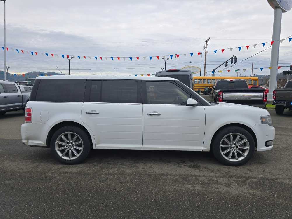 Thumbnail: 2019 Ford Flex - 6
