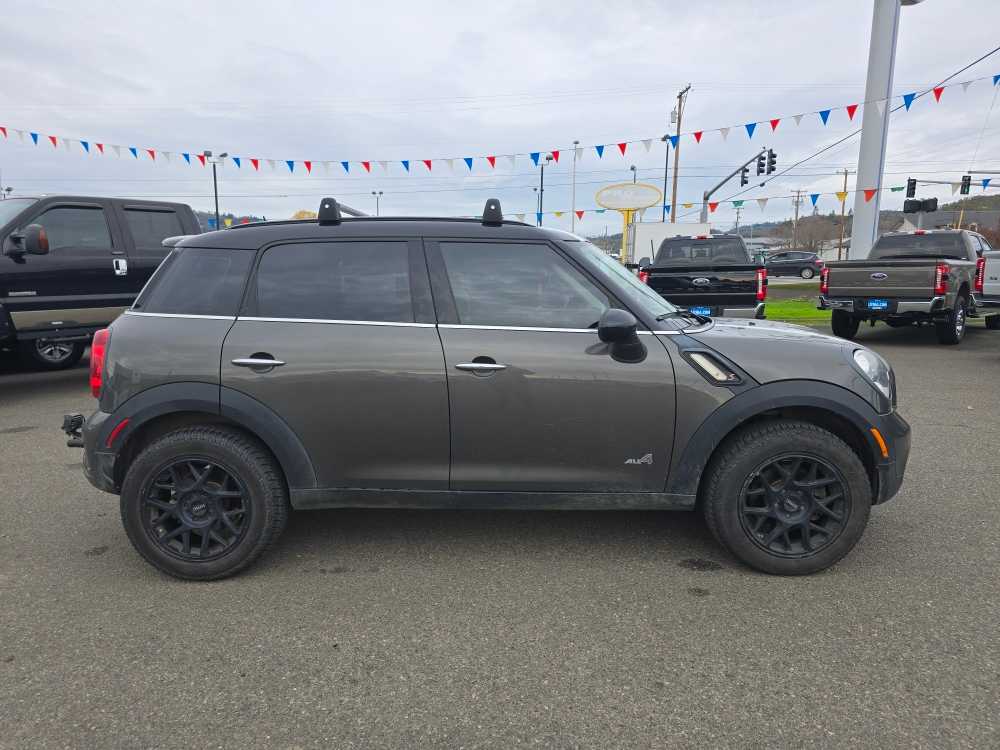 Thumbnail: 2013 MINI Cooper Countryman - 6