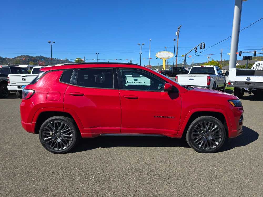 Thumbnail: 2023 Jeep Compass - 6