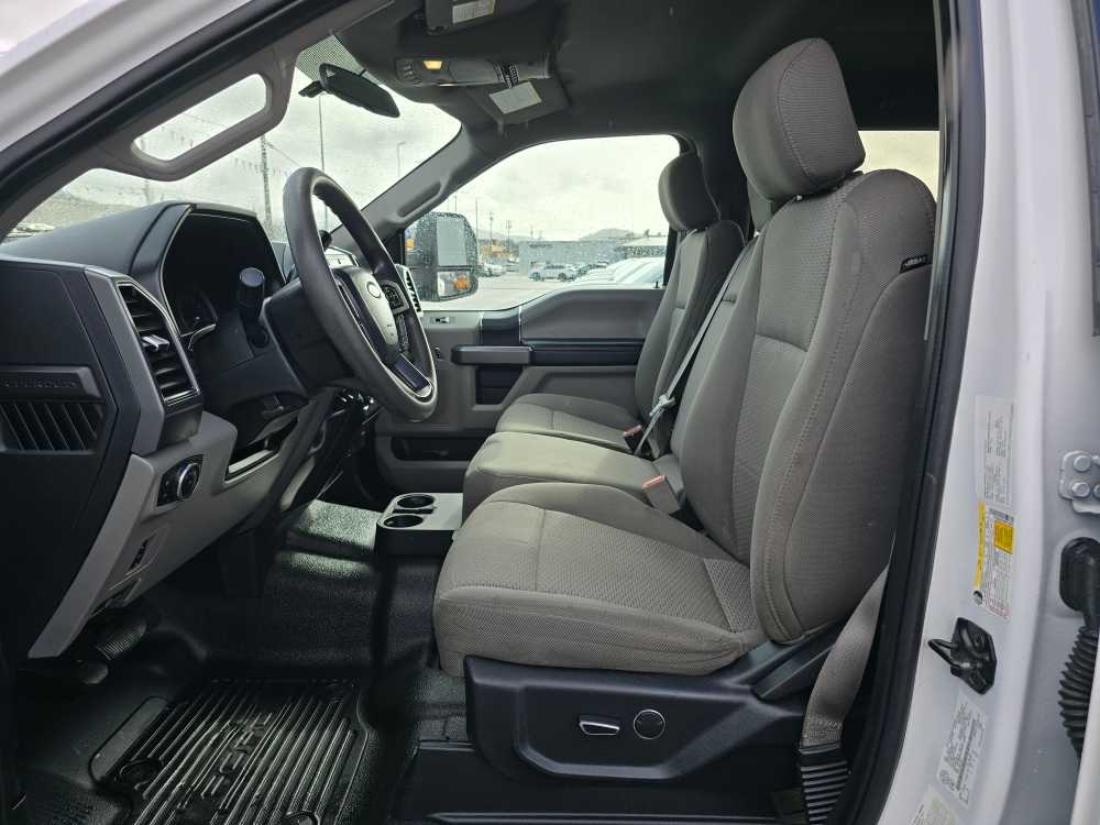 Thumbnail: 2019 Ford F-450 - 10