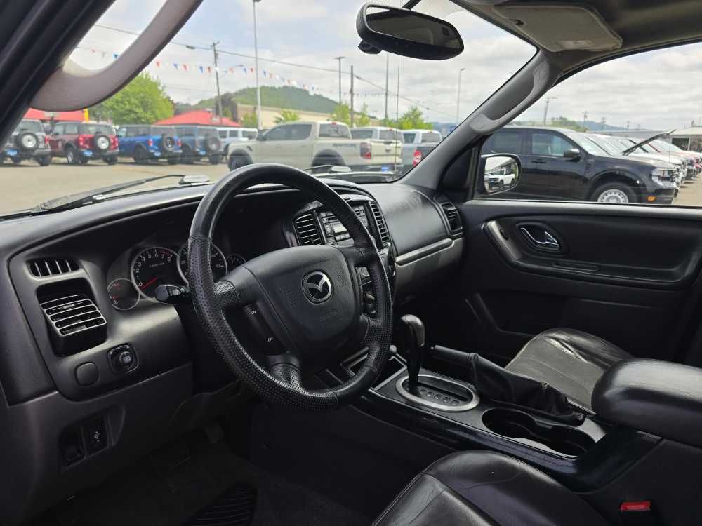 Thumbnail: 2005 Mazda Tribute - 9