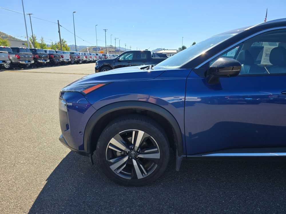 Thumbnail: 2022 Nissan Rogue - 18