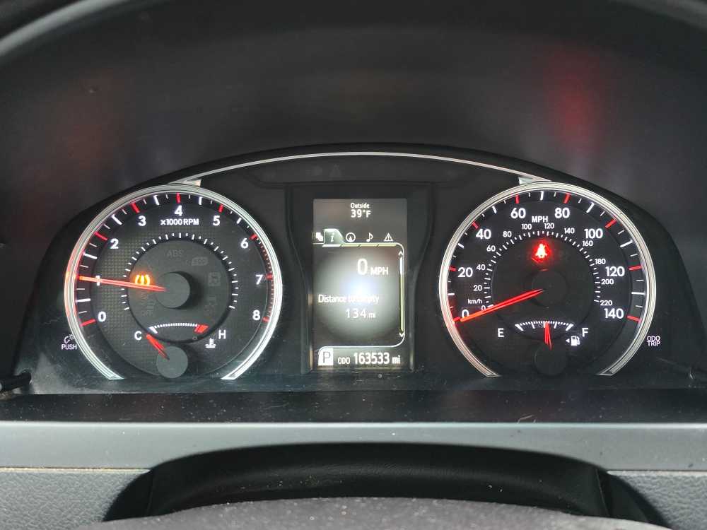 Thumbnail: 2017 Toyota Camry - 20