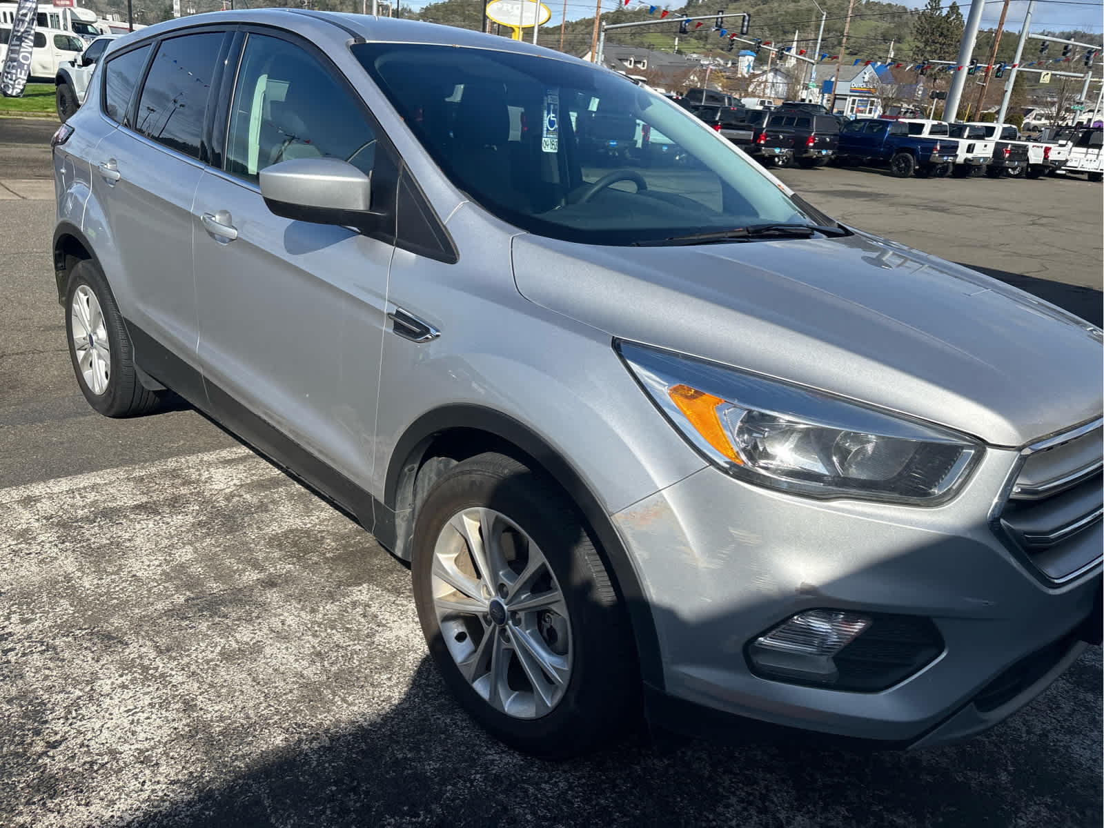 Thumbnail: 2017 Ford Escape - 7