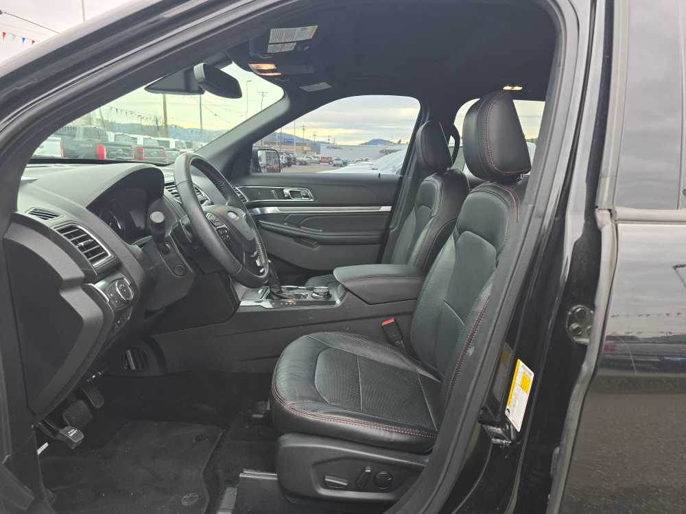 Thumbnail: 2019 Ford Explorer - 9