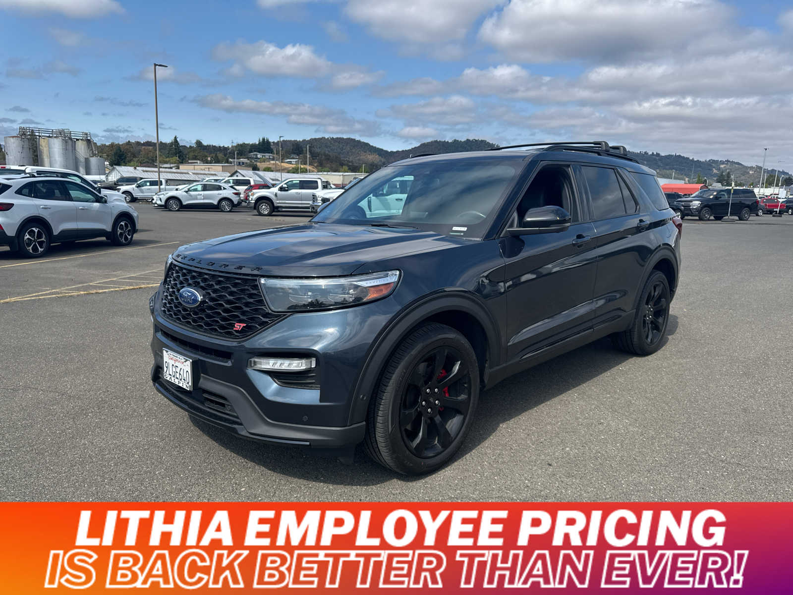 Thumbnail: 2022 Ford Explorer - 1