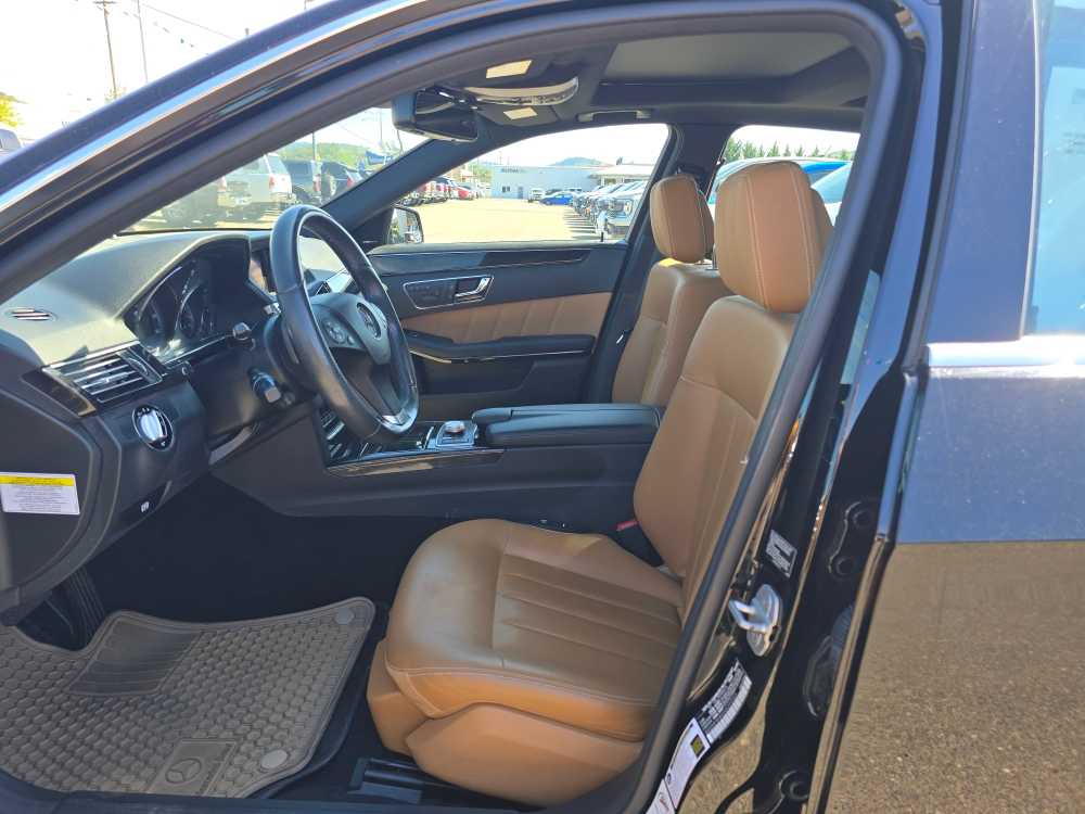 Thumbnail: 2010 Mercedes-Benz E-Class - 9