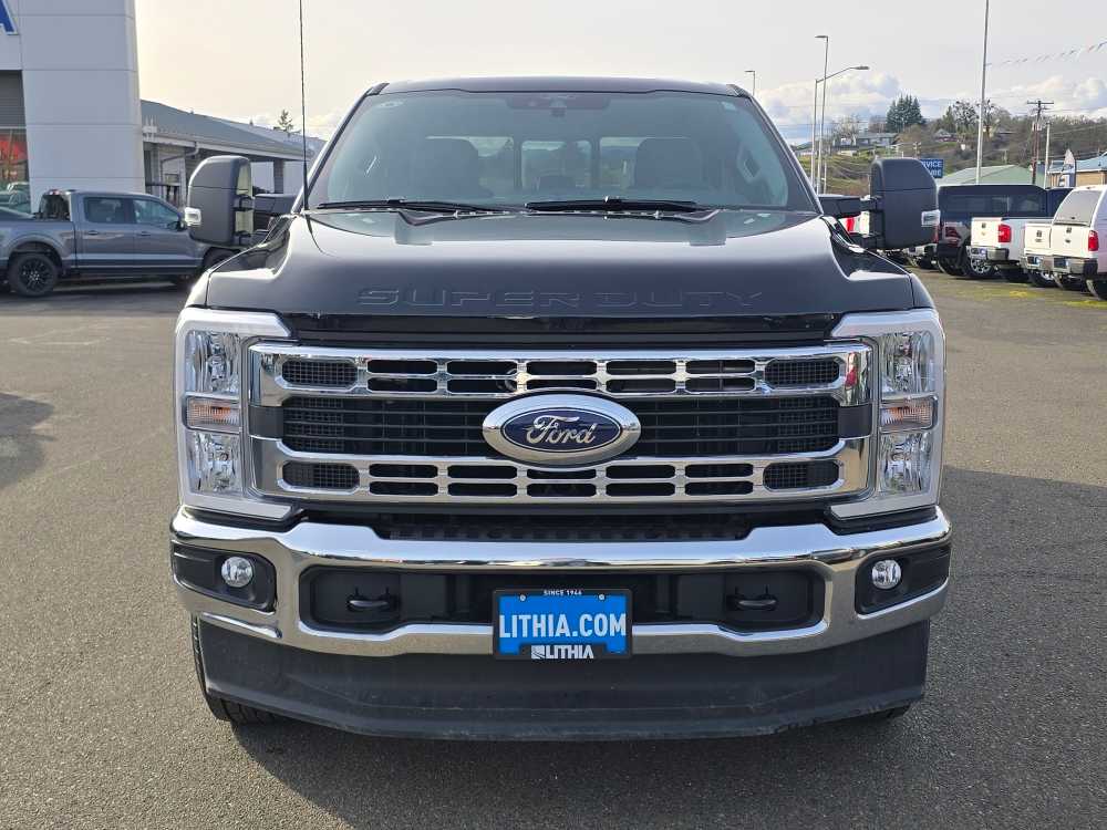 Thumbnail: 2025 Ford F-250 - 8