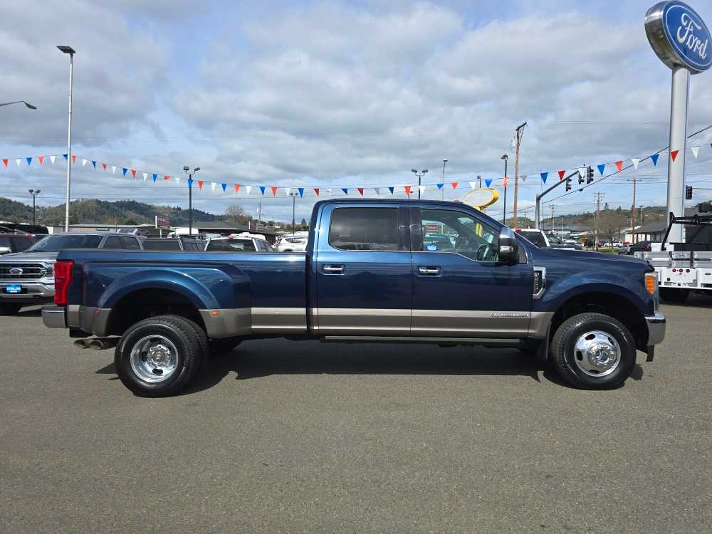 Thumbnail: 2018 Ford F-350 - 6