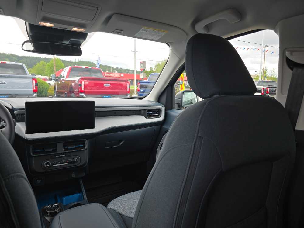 Thumbnail: 2026 Ford Maverick - 14