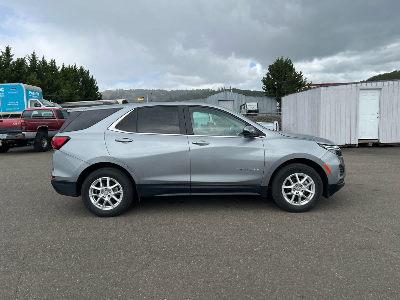 Thumbnail: 2024 Chevrolet Equinox - 6