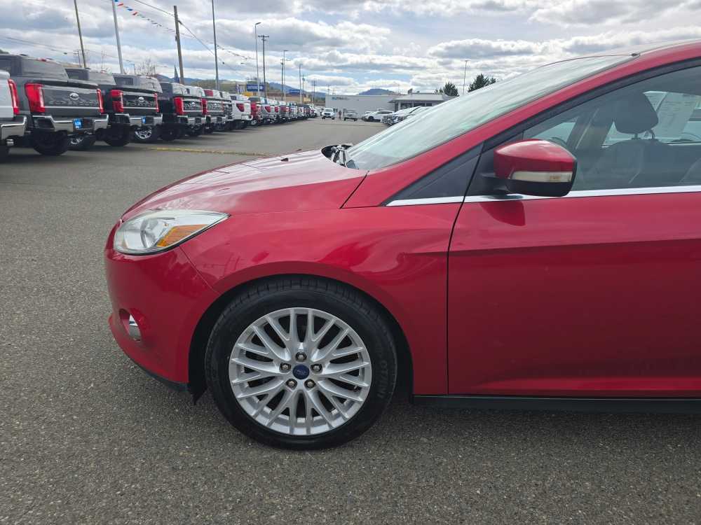 Thumbnail: 2012 Ford Focus - 19